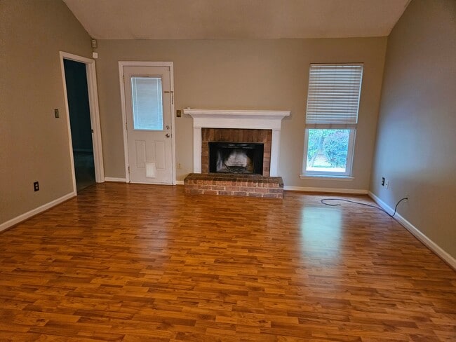 Photo - 3877 Villa Ln