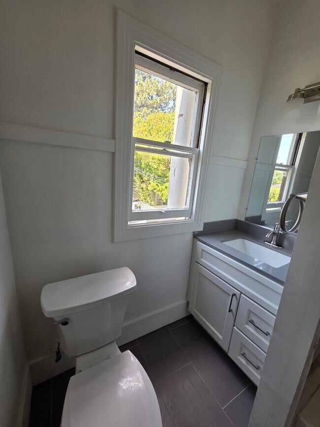 Photo - 2720 College Ave Unit 3