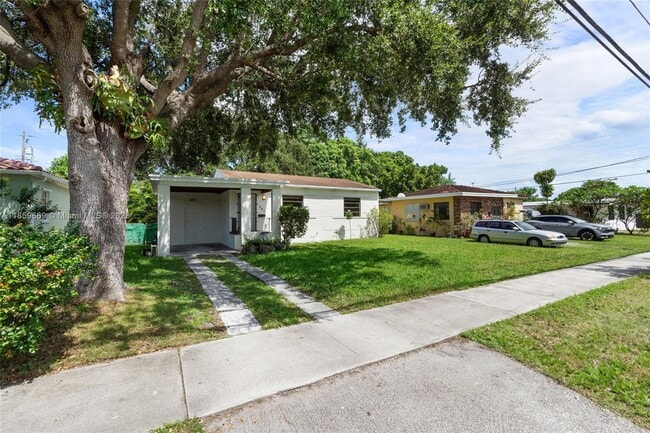 Building Photo - 301 SW 51st Ave Rental