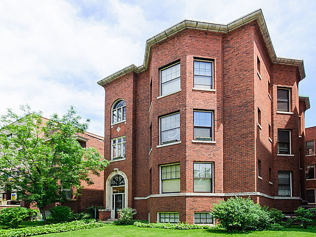 Building Photo - 5825 N Kenmore Ave Unit 3 Rental