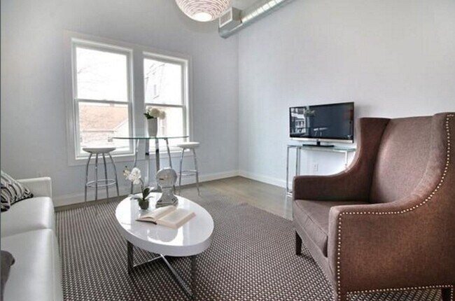 Photo - 150 Green St Unit 1A