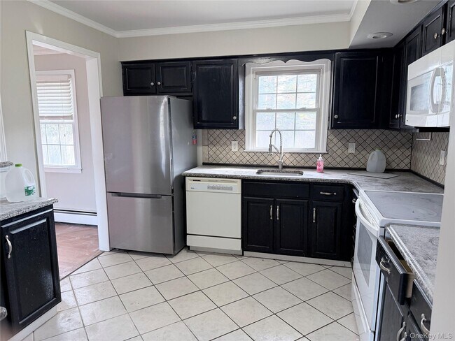 Photo - 12 Juniper Ln