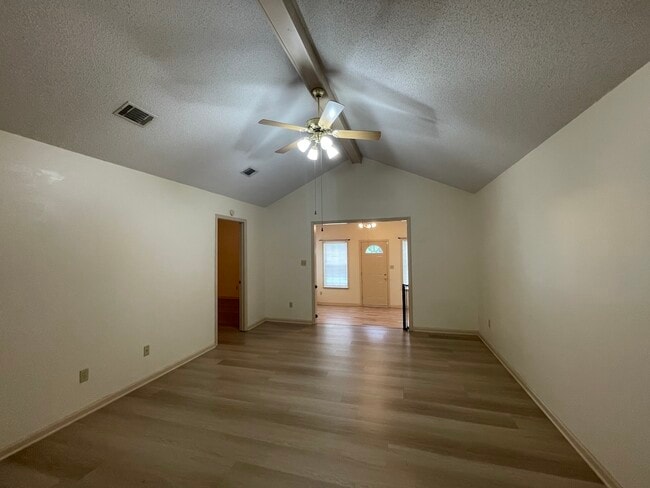 Photo - 2745 Tyndall Dr