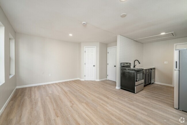 Building Photo - 212 New York St Rental