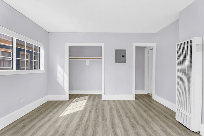 Photo - 840 55th St Unit 1