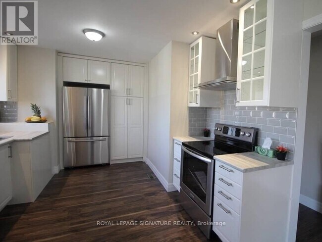 Photo - 18 Independence Dr