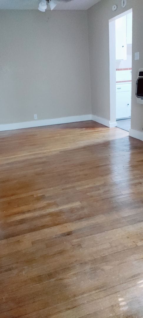 Photo - 615-617 Roberts St Unit 617