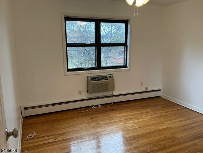 Photo - 6 Colonial Dr Unit A