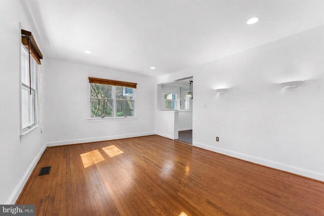 Photo - 10628 S Dunmoor Dr