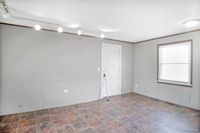 Photo - 14000 Nadine St