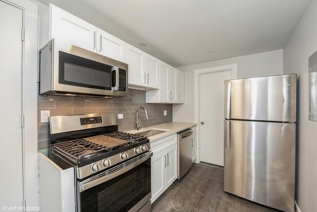 Photo - 5021 S Indiana Ave Unit 4F
