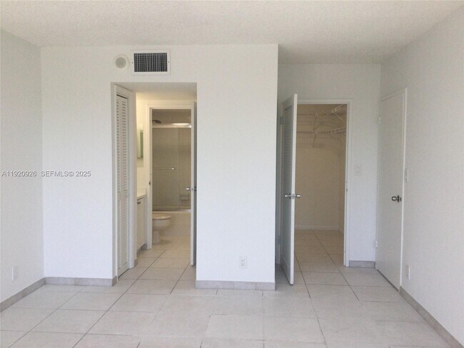 Photo - 500 Three Islands Boulevard Unit M16