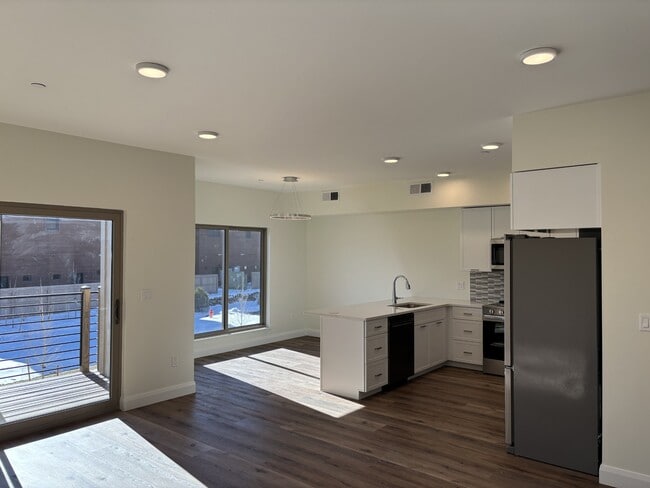 Photo - 156 Alpine Ln Unit 201