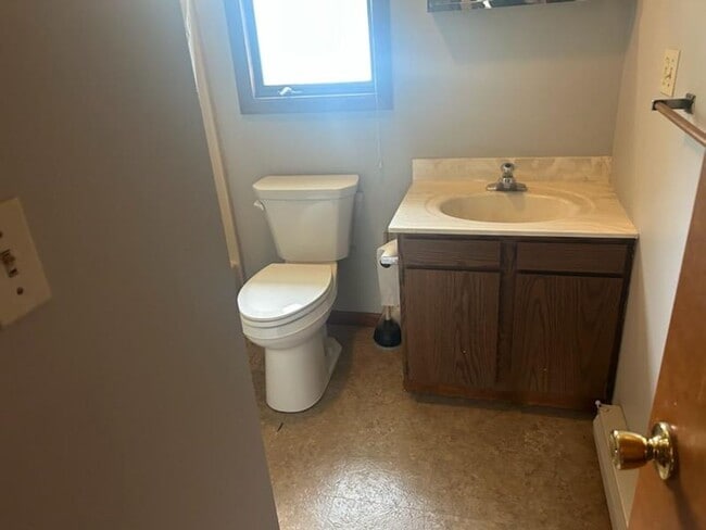 Photo - 202 Barbara St Unit #6