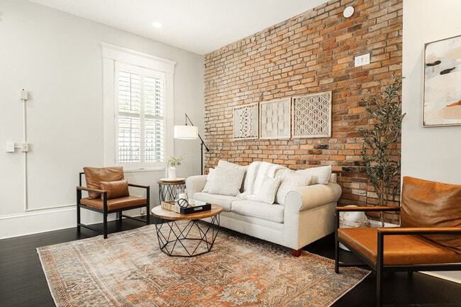 Photo - 1354 Broadway Unidad ID1056136P