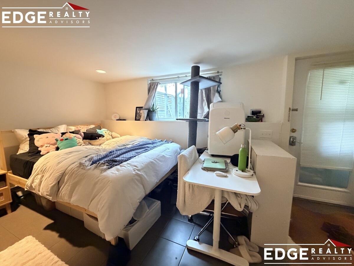 Photo - 2 Hingham St Unit 2B