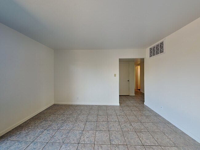 Photo - 2508 Kennedy Way