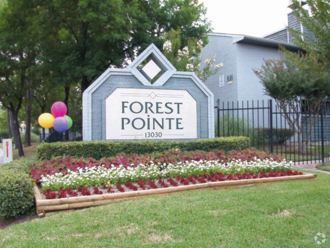 Building Photo - Forest Pointe Rental