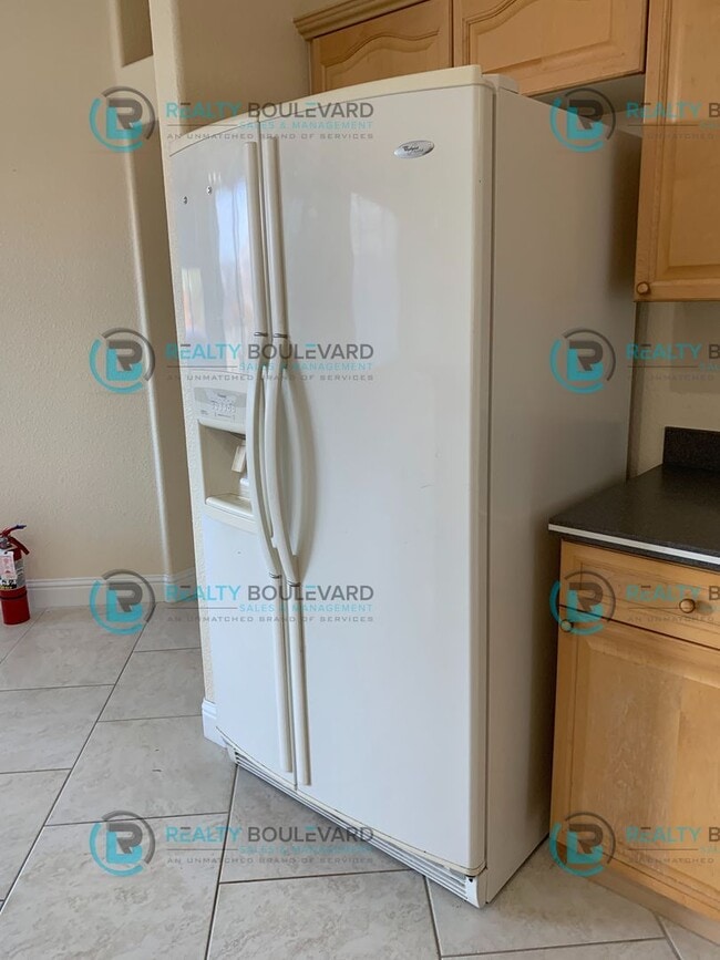 Photo - Beautiful 3 Bedroom, 2Bath, 3 Car Garage home in South Reno With Large Back Yard and Hot Tub!