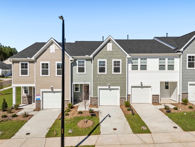 Building Photo - 6030 Grey Colt Wy