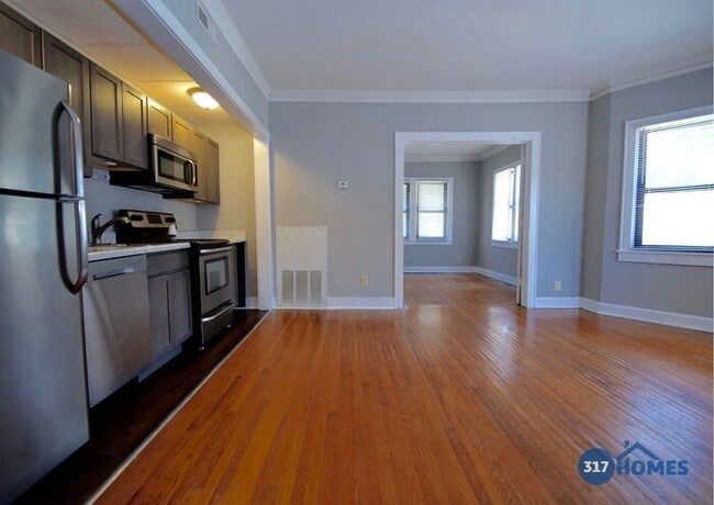 Photo - 2BR, 1 BTH Renovated and Cozy Apartment