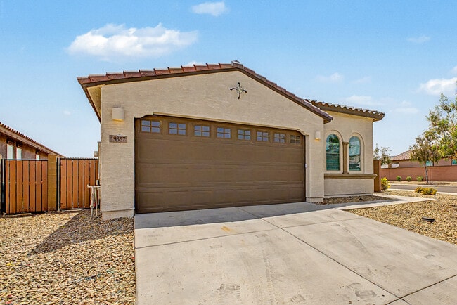 Photo - 19357 W Highland Ave