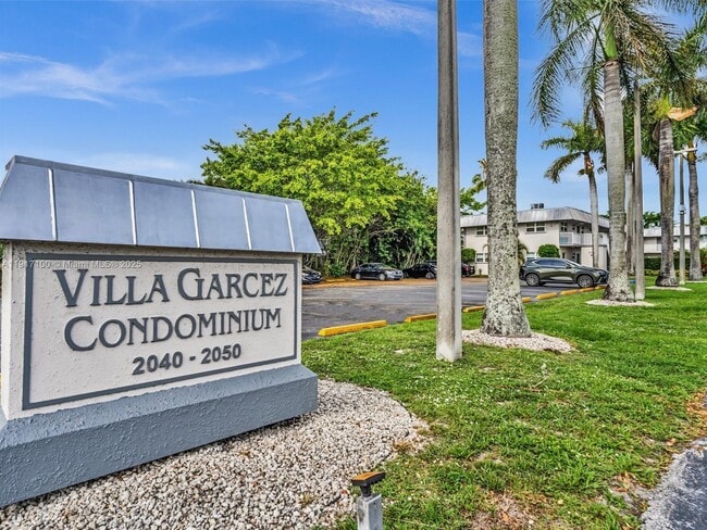 Photo - 2050 NW 89th Ave Unidad 211