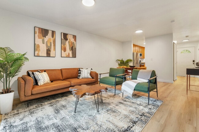 Building Photo - 5233 188th St SW Unit ID1337422P