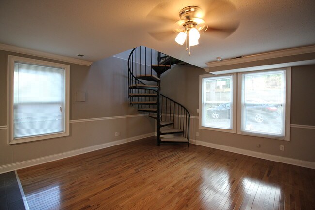 Photo - 117 Perrin St Unit 3