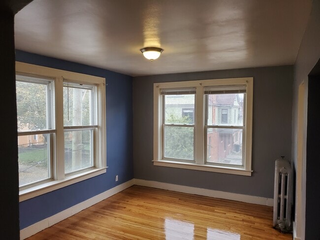 Photo - The Rochelle aka Fourth Willis