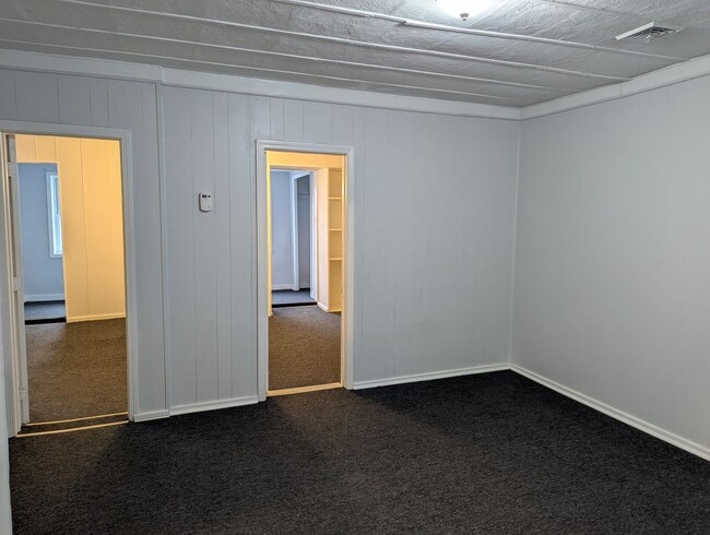 Photo - 225 Poplar St Unit 2nd Floor