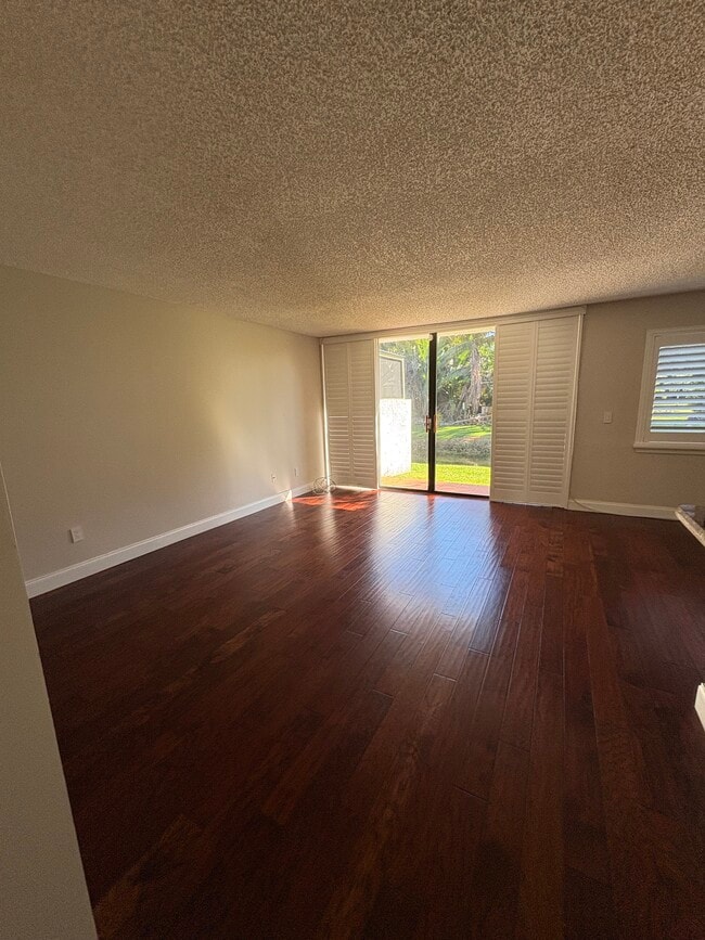 Sala de estar - 11756 Terra Bella Blvd