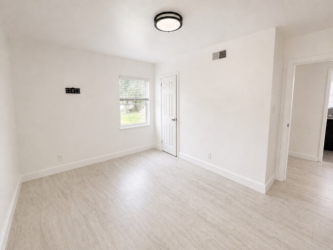 Photo - 1400 Audubon Rd