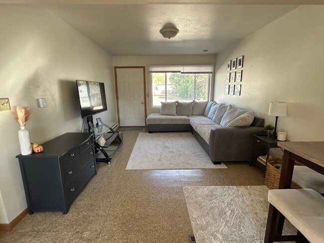 Photo - 1016 W 20th St Unidad 1016