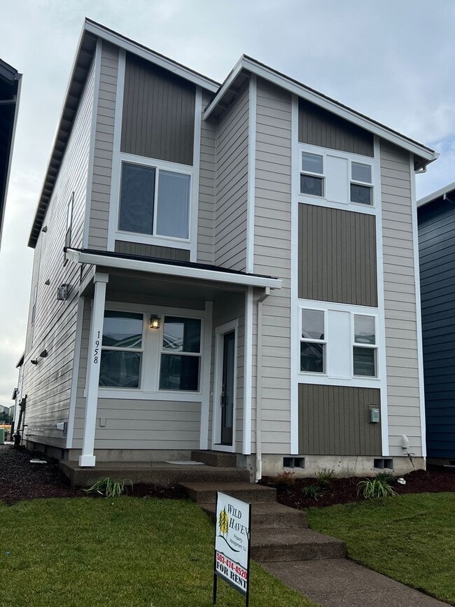 Building Photo - 1958 NW Wessex St