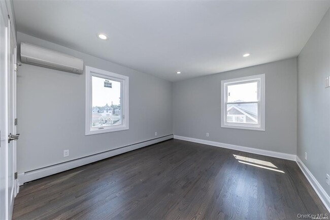 Photo - 57 Earle Ave