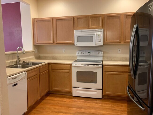 Photo - 3 Bedroom Updated Townhouse in Fountain