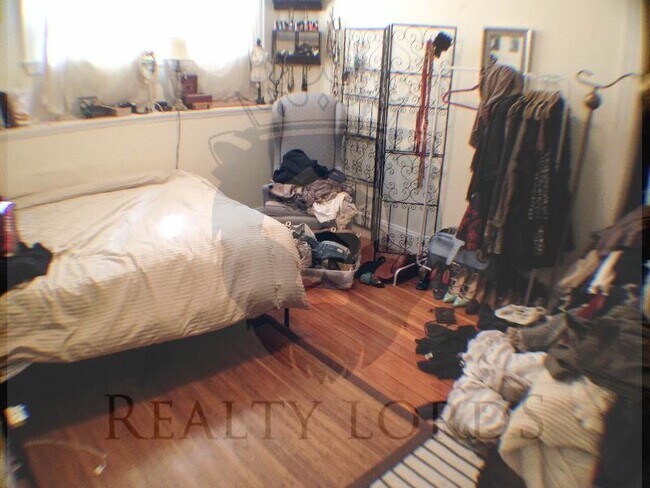 Photo - 17 Barrows St Unit B