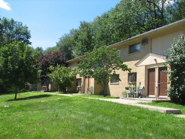 Photo - Belle Harbour Apartments