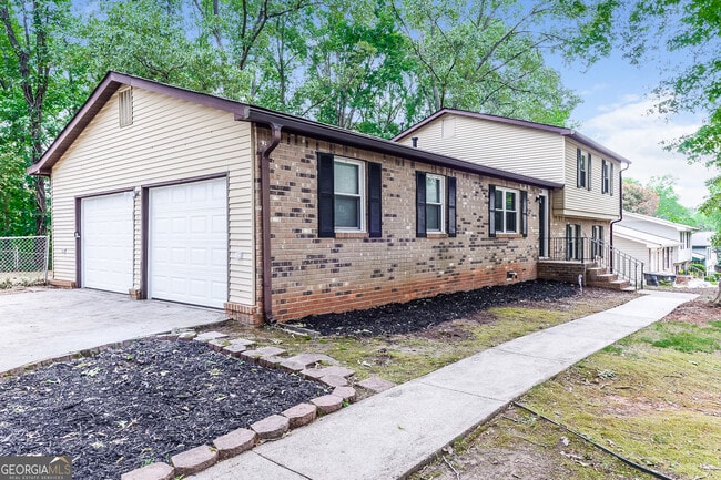 Photo - 2830 Botany Dr