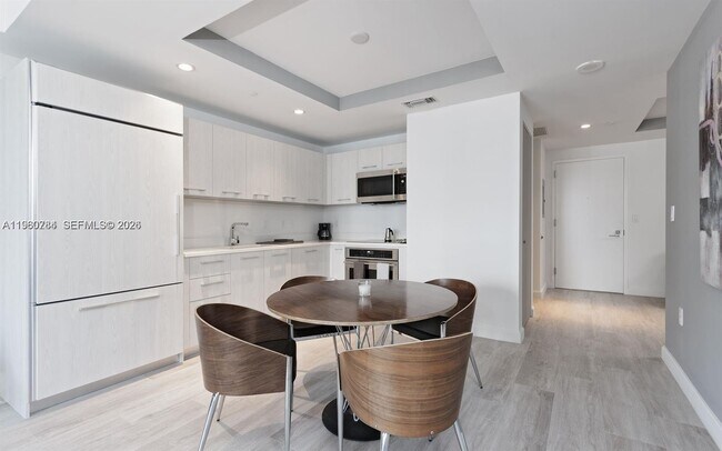 Photo - 45 SW 9th St Unit 1805