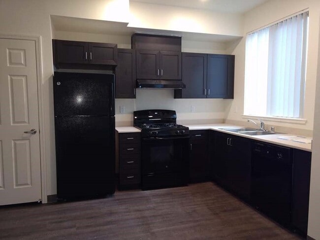 Photo - 2300 Loveridge Rd