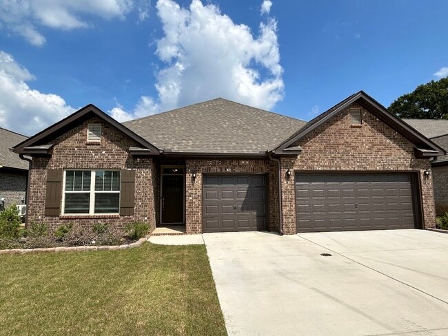 Building Photo - 115 Pomelo St