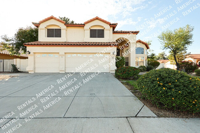 Building Photo - 5839 W Beryl Ave