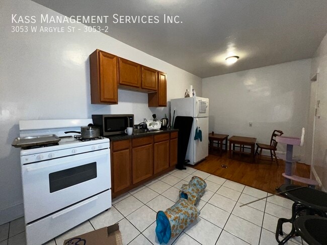 Photo - 3053 W Argyle St Apartamento Unidad 3053-2