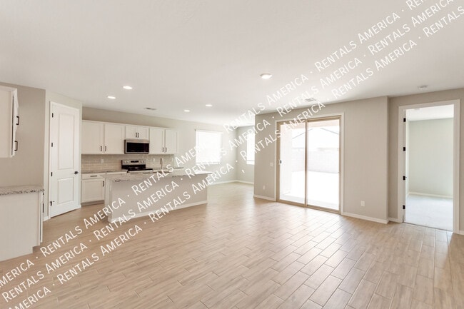 Photo - 36033 W San Clemente Ave