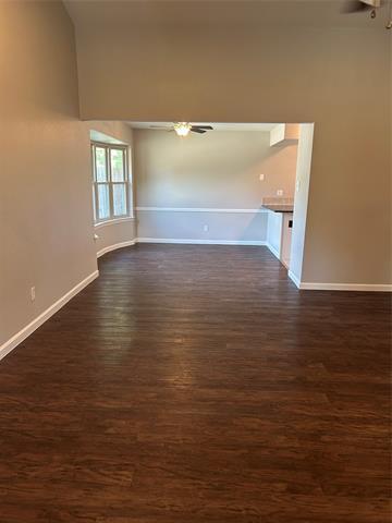 Photo - 2424 Oak Grove Dr