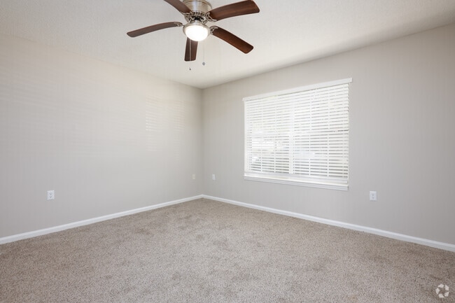 Primrose - 660SF - Bedroom