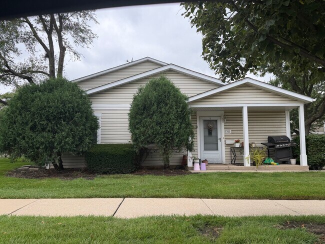 Photo - 1311 Alpine Ct