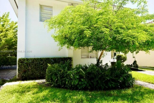 309 Bird Rd Unit 309